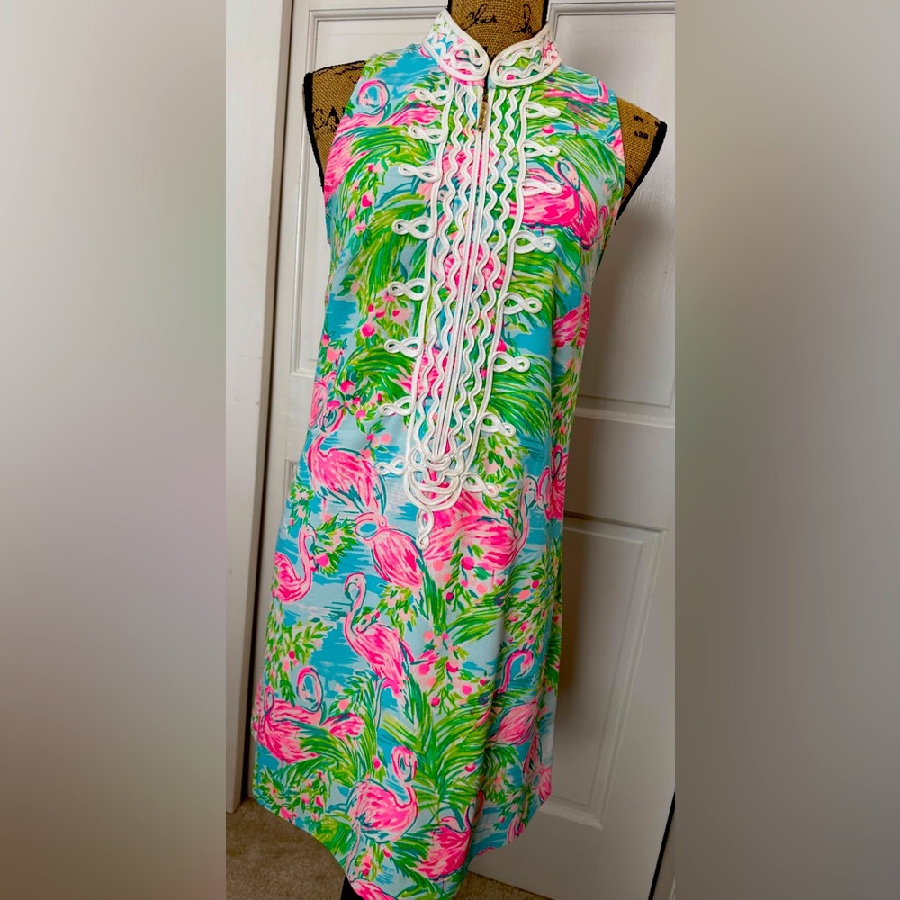 Vibrant Sleeveless Dress with Flamingo Print
